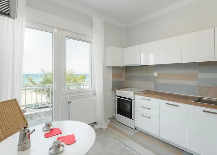 Beachfront 公寓 Peraía