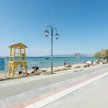 Апартаменты Beachfront