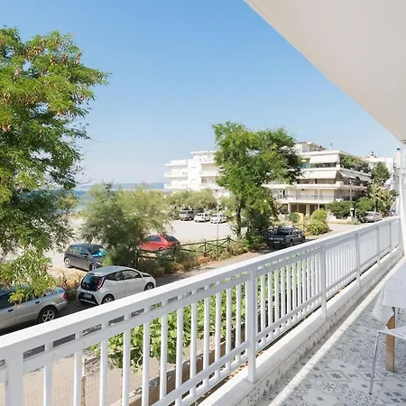 Апартаменты Beachfront *